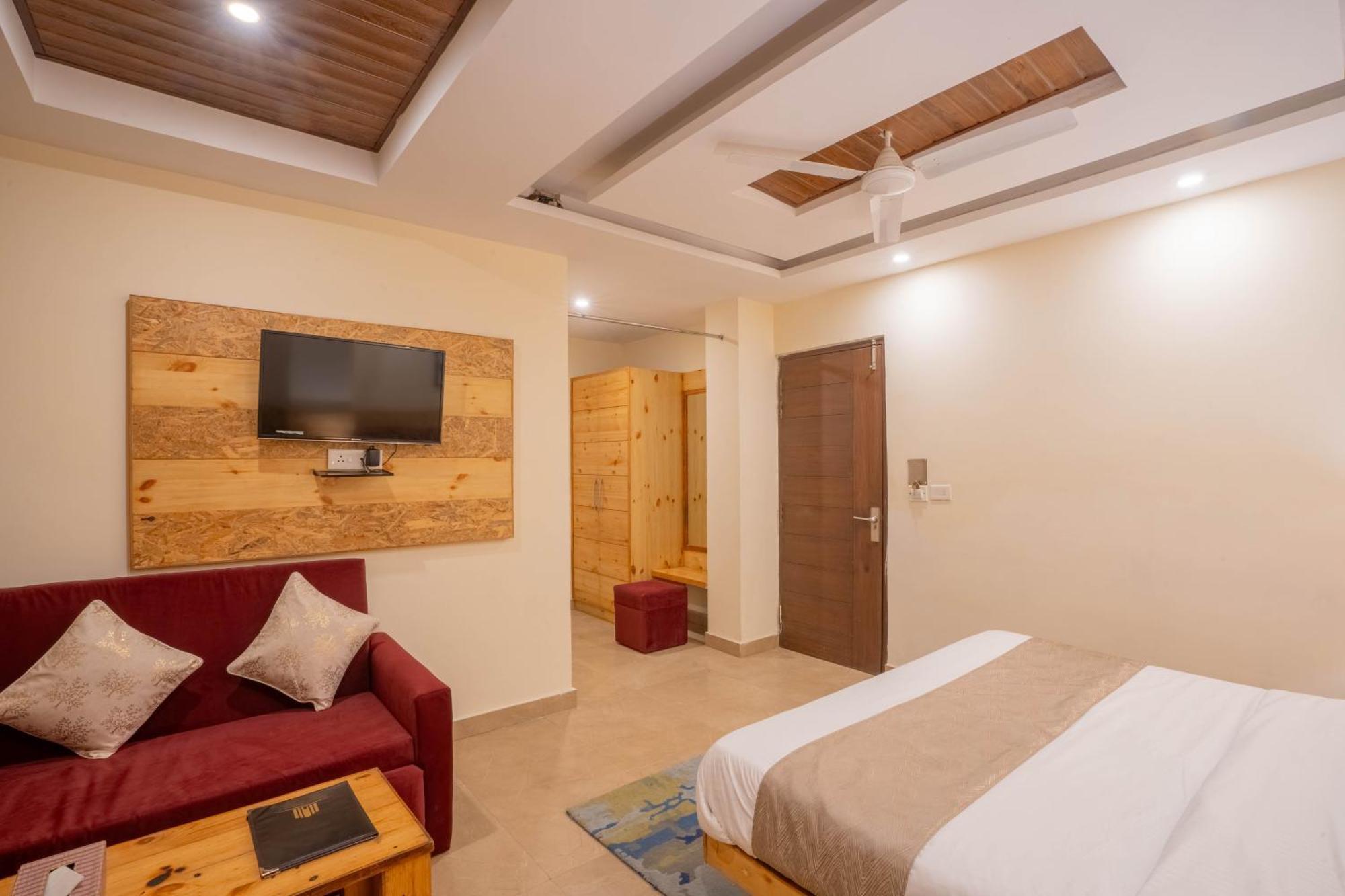 Perfectstayz Vista 5 Min Walk To Mall Road มัสซูรี ภายนอก รูปภาพ