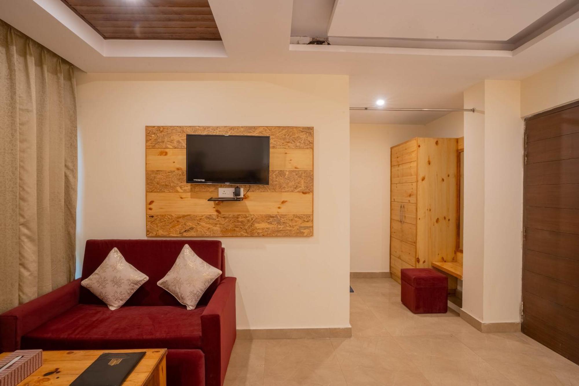 Perfectstayz Vista 5 Min Walk To Mall Road มัสซูรี ภายนอก รูปภาพ