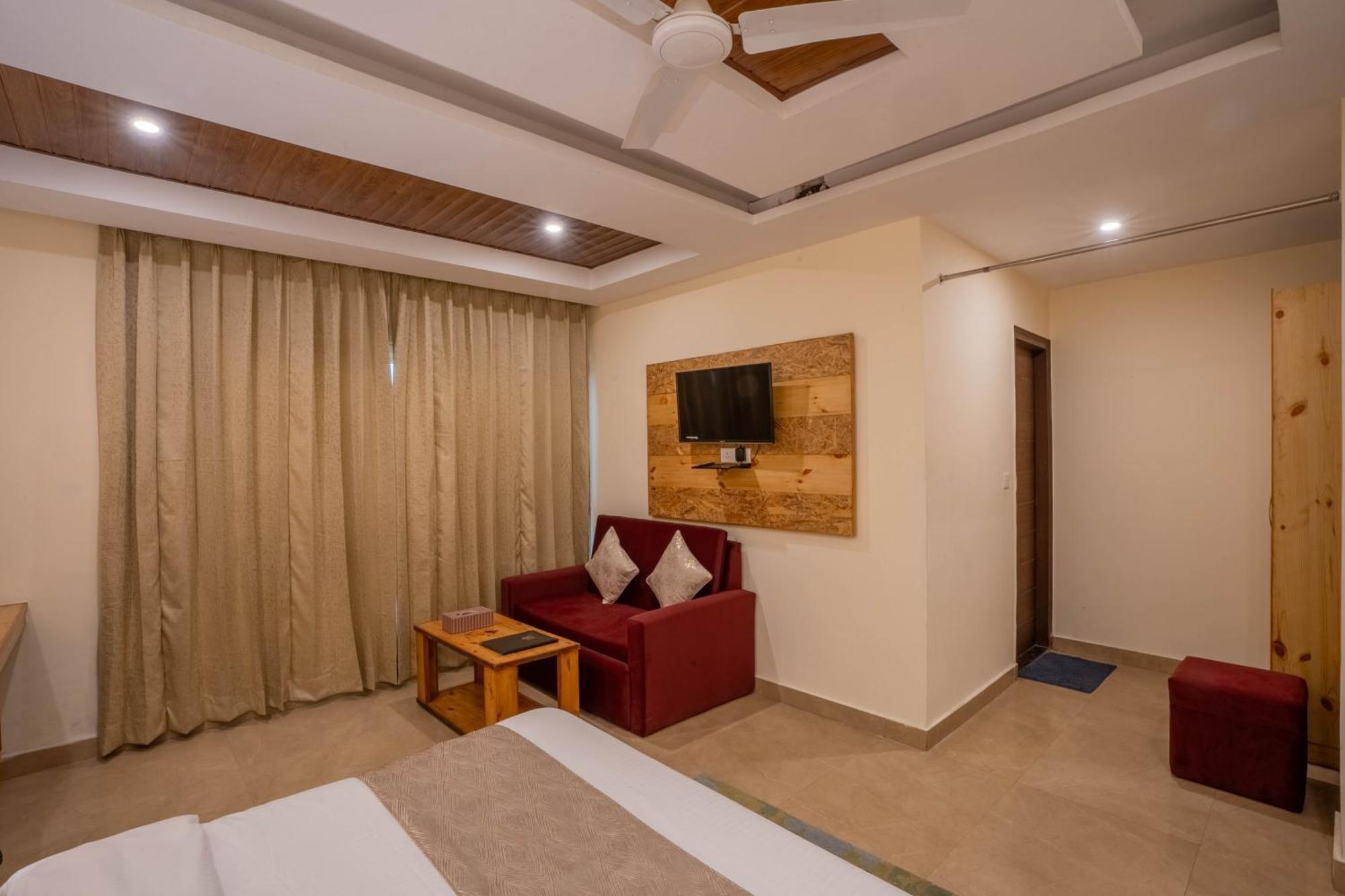 Perfectstayz Vista 5 Min Walk To Mall Road มัสซูรี ภายนอก รูปภาพ